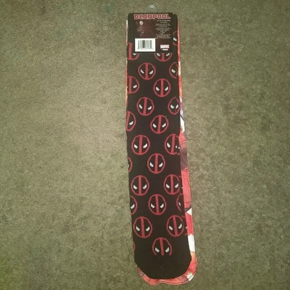 2 Pairs Deadpool Crew Socks Shoe Size 6-12 Marvel